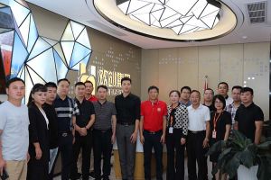 欢迎宜春市团委书记、商会及青企等一行领导莅临华体会体育·（中国）官方登录入口人力集团指导